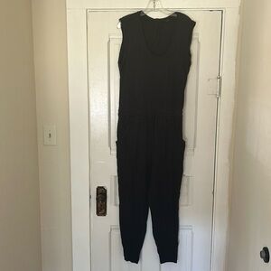 Lucky brand XL jumper with pockets and draw string waist